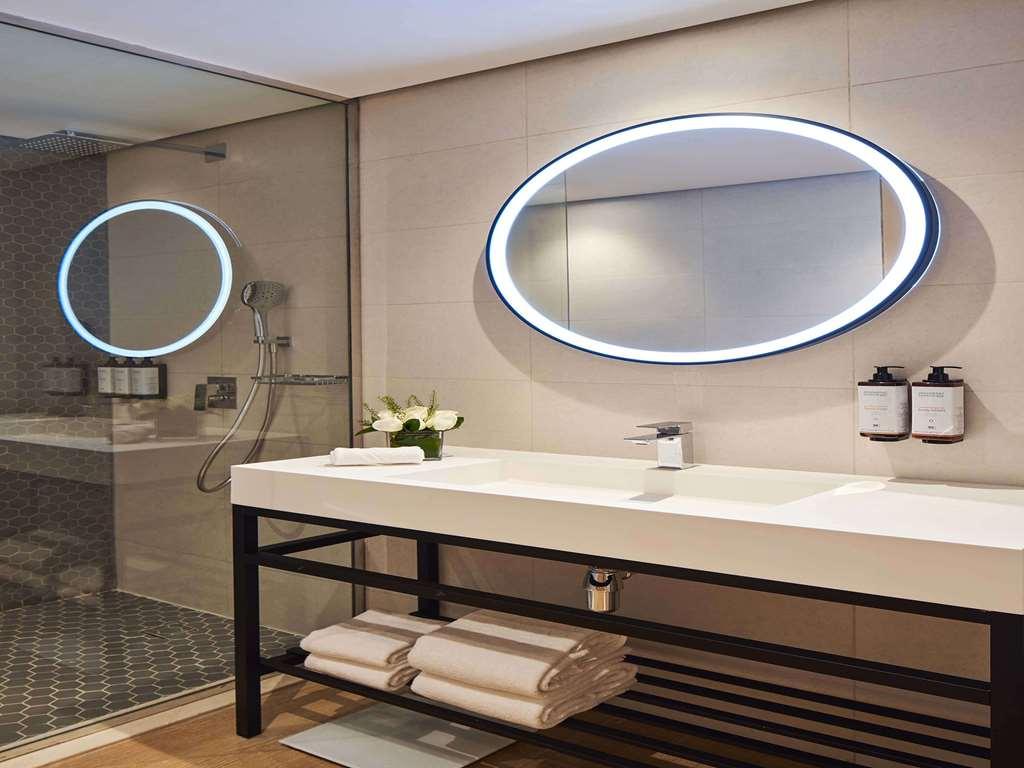 Adagio Jumeirah Village Triangle Dubai Rom bilde